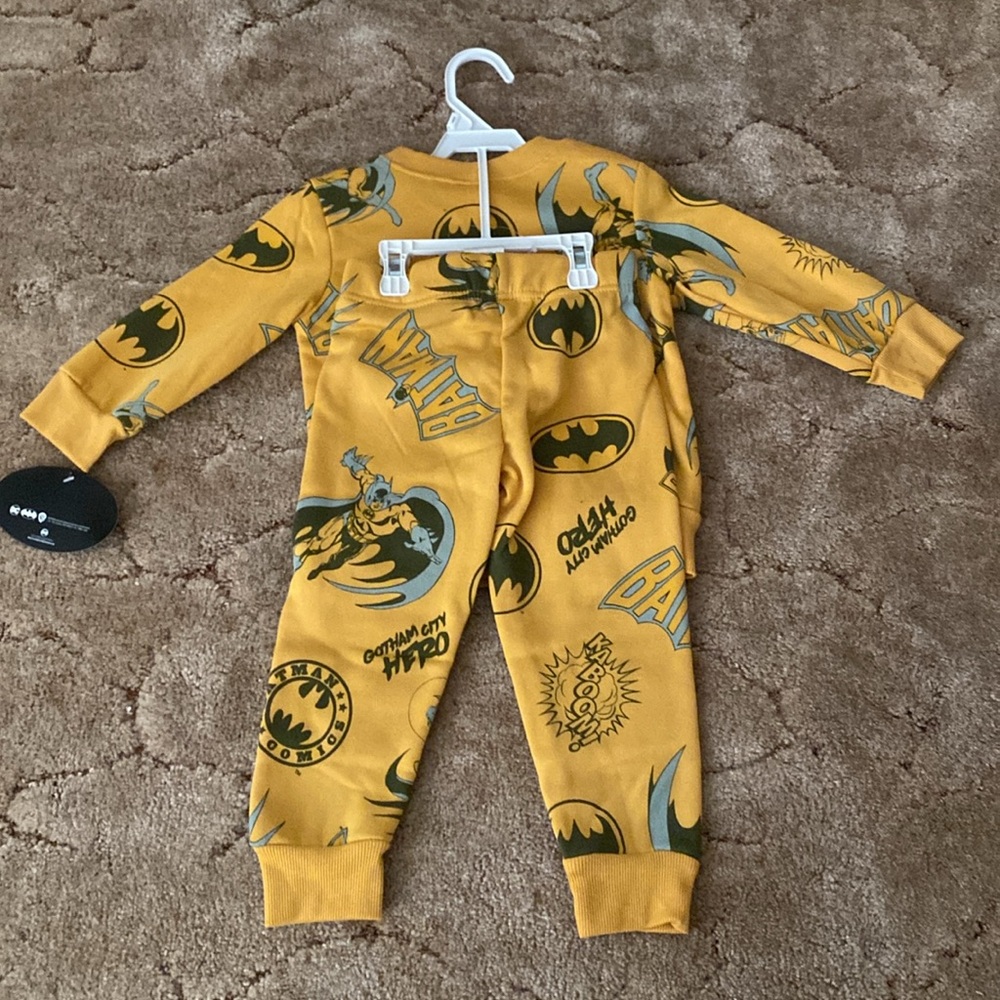 Toddler NWT Batman Set - Picture 4 of 7